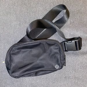Lululemon Black belt bag
